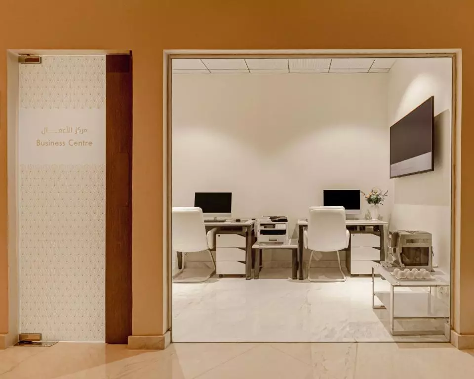 کامپیوتر هتل خالیدیا پالاس دبی